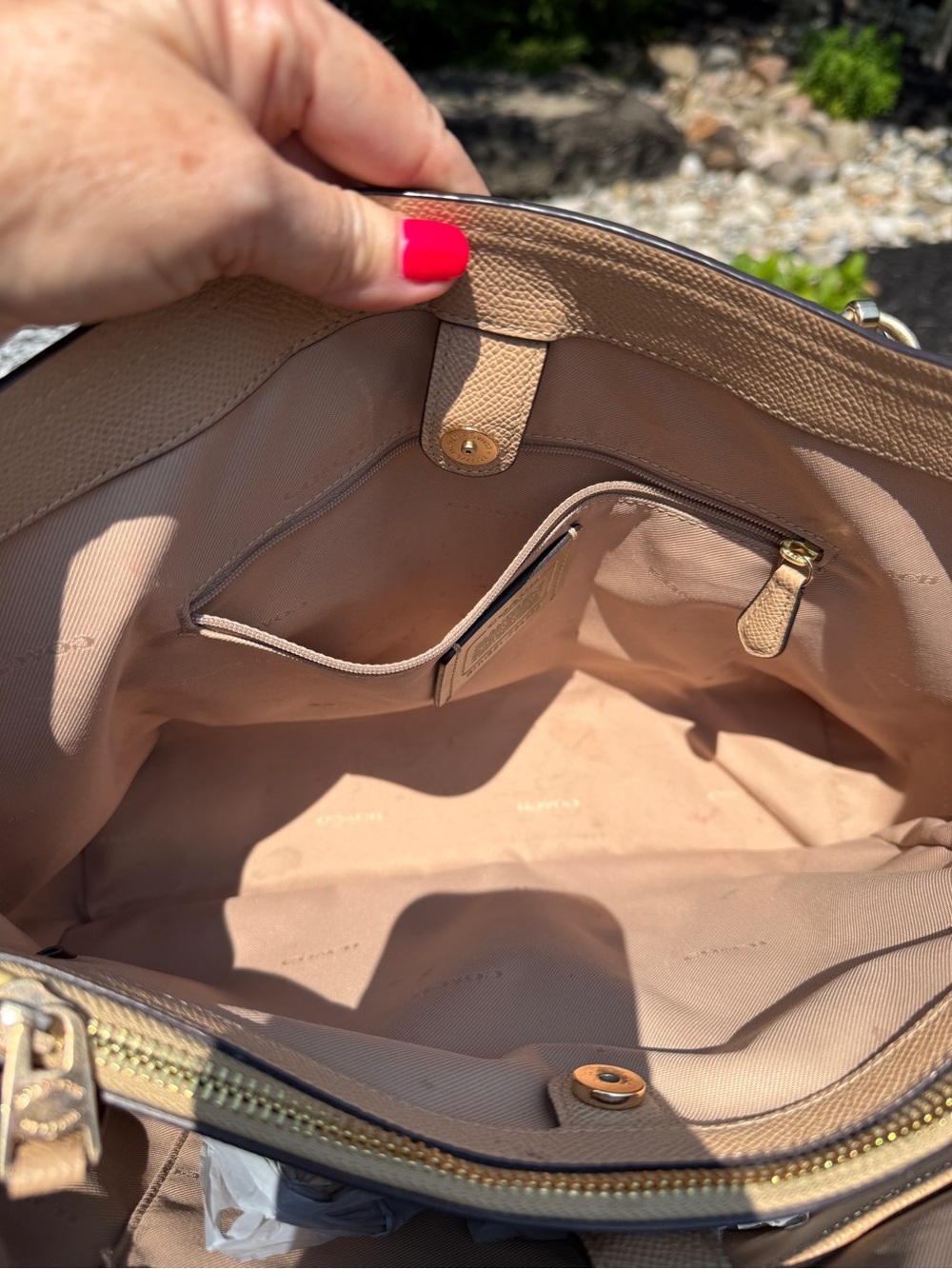 Coach Kitt Carryall Tote in Crossgrain leather Preloved - Picture 12 of 16